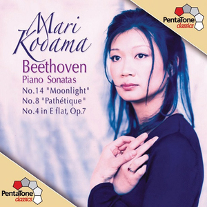 Piano Sonatas No.8 'Pathetique' & No.14 'Moonlight' & No.4 Op.7 (Mari Kodama)