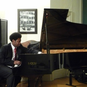 Justin Dillard performance at PianoForte (Nov 2008)