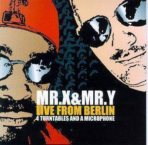 Live From Berlin: 4 Turntables And A Microphone