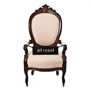 Sit Resist