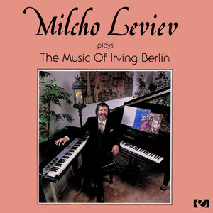 Plays The Music Of Irving Berlin
