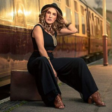 Stacey Lynn - Keep Moving '2019